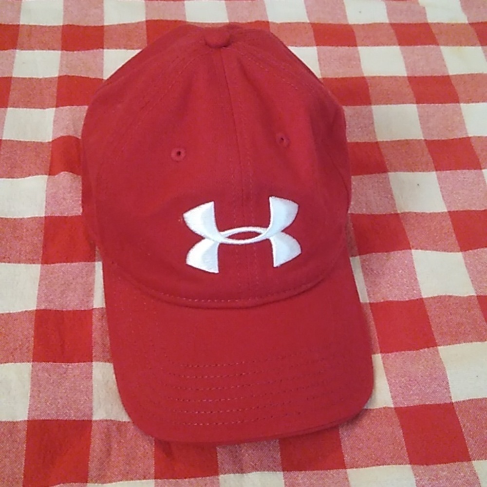 NWOT Under Armour Red Hat